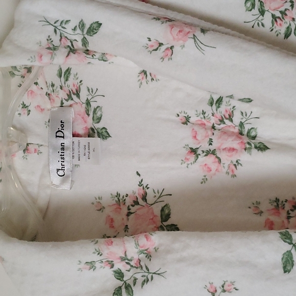 Vintage Christian Dior Robe - Picture 3 of 9